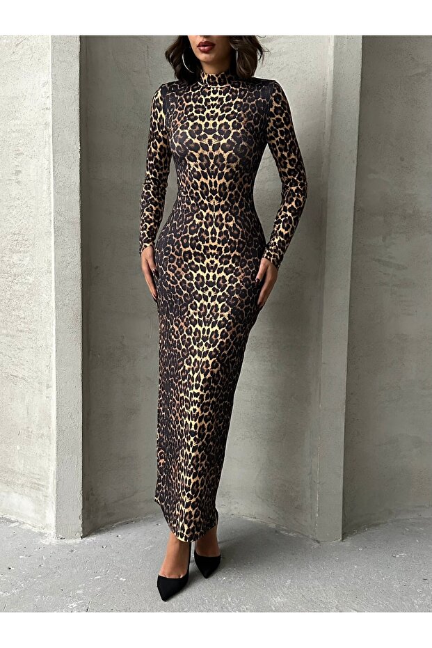 فستان بياقة مدورة بنقشة الفهد - 2