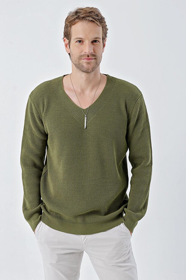 Men's Genova V-Neck Standard Fit Knitwear Sweater Khaki 24W209