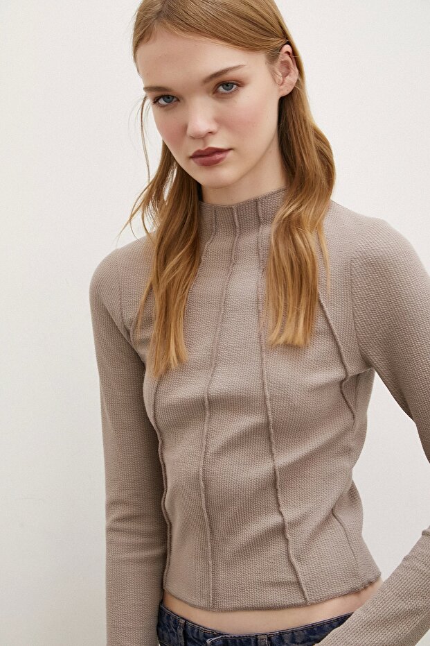 Önü Dikişli Bluz Vizon - 1