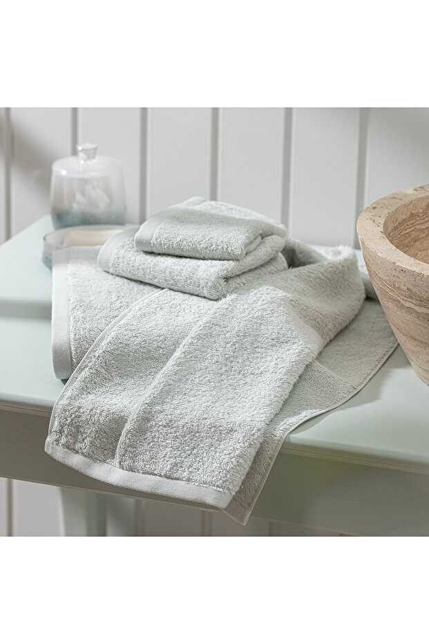 Ocean 50X90 cm Solid Face Towel - 2