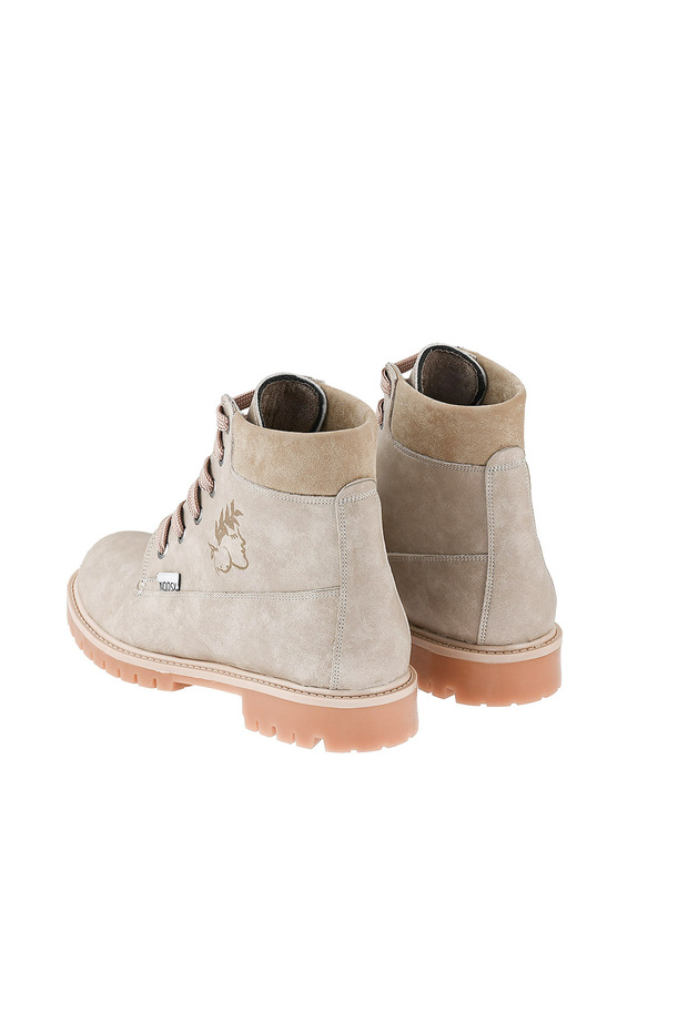 Renkli Kadın Bot - 5