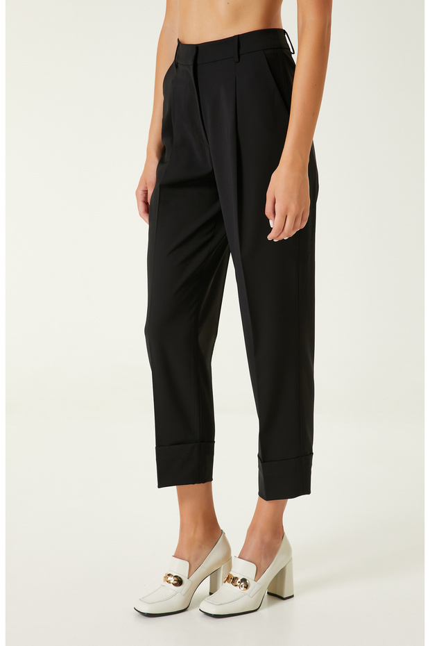 Siyah Bol Paça Pantolon - 2