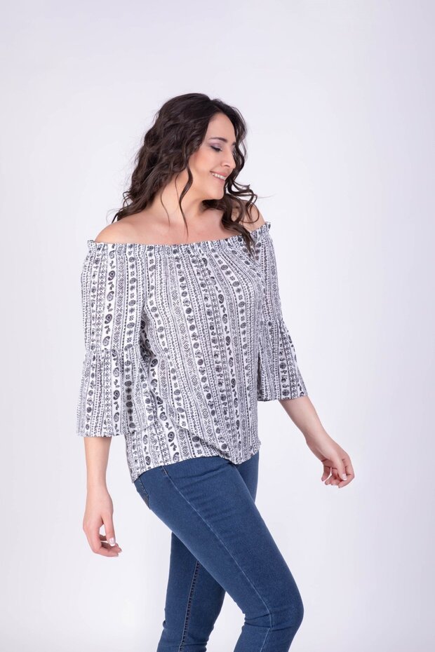 بلوزة مكشوفة الكتفين - 2