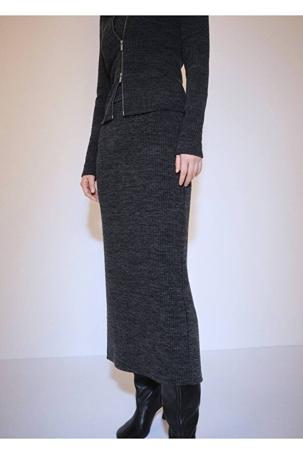 Yırtmaçlı etek - 1