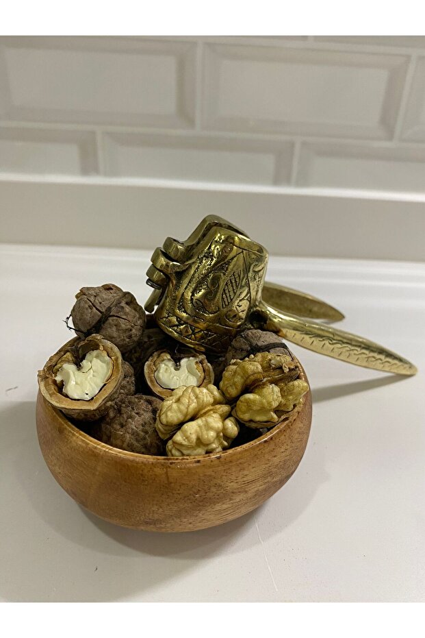 Copper casting walnut and hazelnut cracker - 7