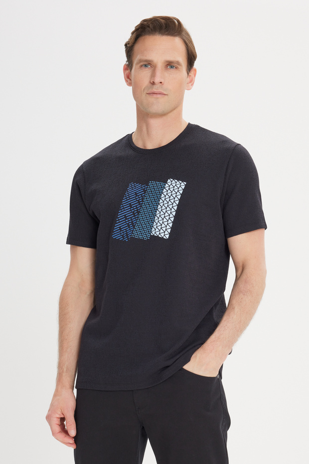 Men's Black Slim Fit Slim Fit Cotton Printed Crew Neck T-Shirt