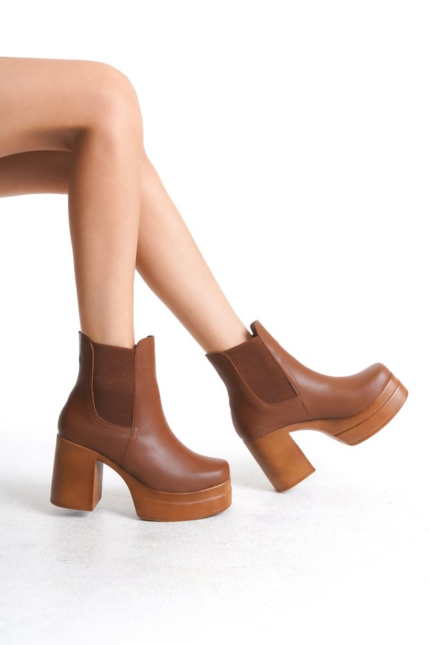 Women's Special Design Platform Heeled Double Elastic Tan Chelsea Boots