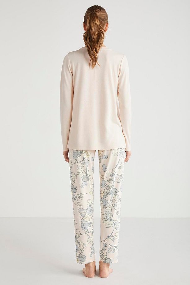 Çiçek desenli pijama takımı - 4