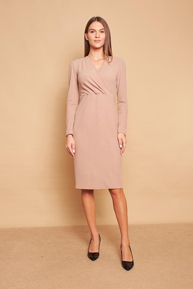 Kruvaze Anvelop Uzun Kol Hafif Likralı Triko Elbise-Koyu Bej - 1