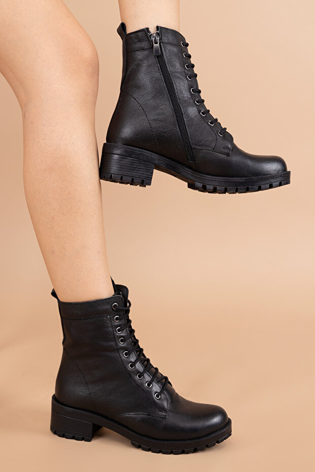 Febra Kadın Hakiki Deri Kalın Tabanlı Siyah Postal Bot - 4