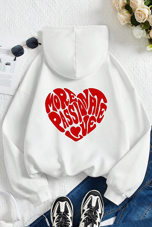 سويت شيرت قطني كبير الحجم مطبوع عليه More Love
