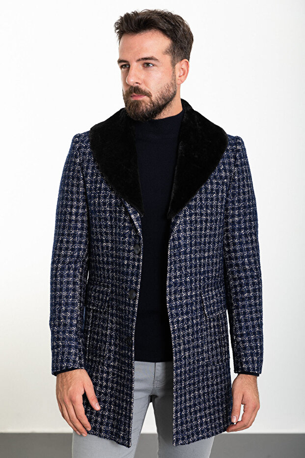Coat with Fur Collar