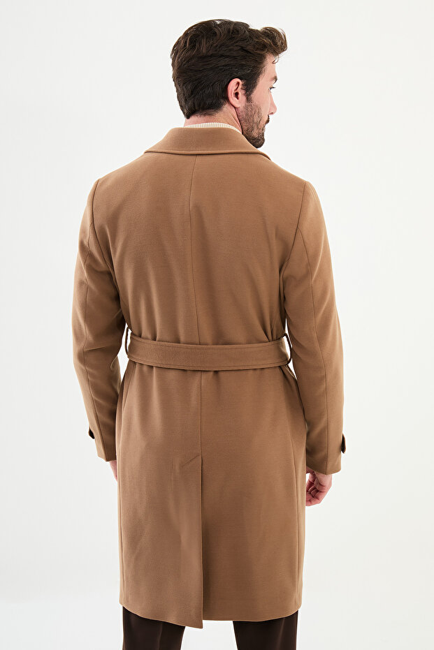 معطف ذو الياقة المدببة - 5