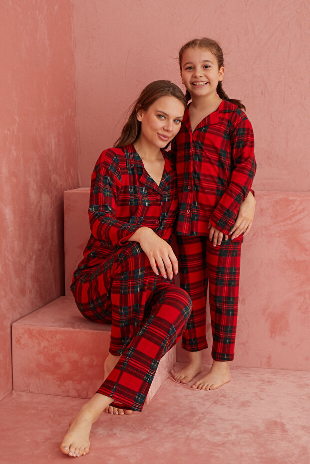 Kırmızı Ekose Desenli Önden Düğmeli Süet Pijama Takım - 1