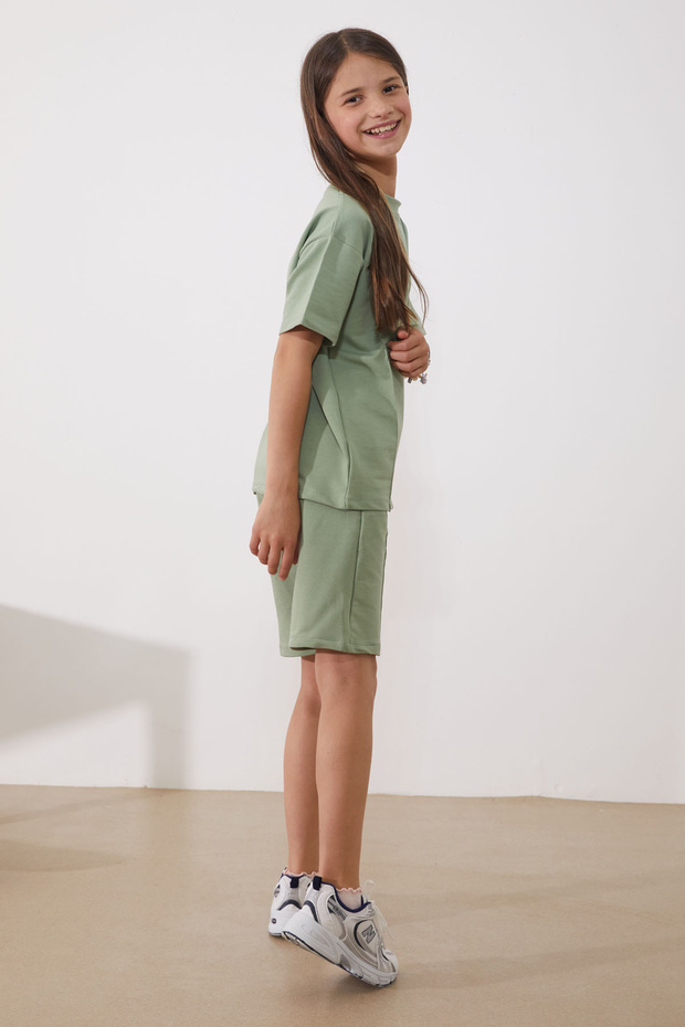 Haki Oversize Tişörtlü Çımalı Kız Çocuk Şortlu Takım 18906 - 6