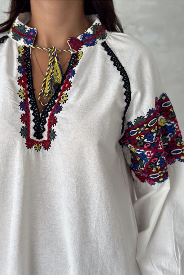 Rochie albă de damă brodata - 5