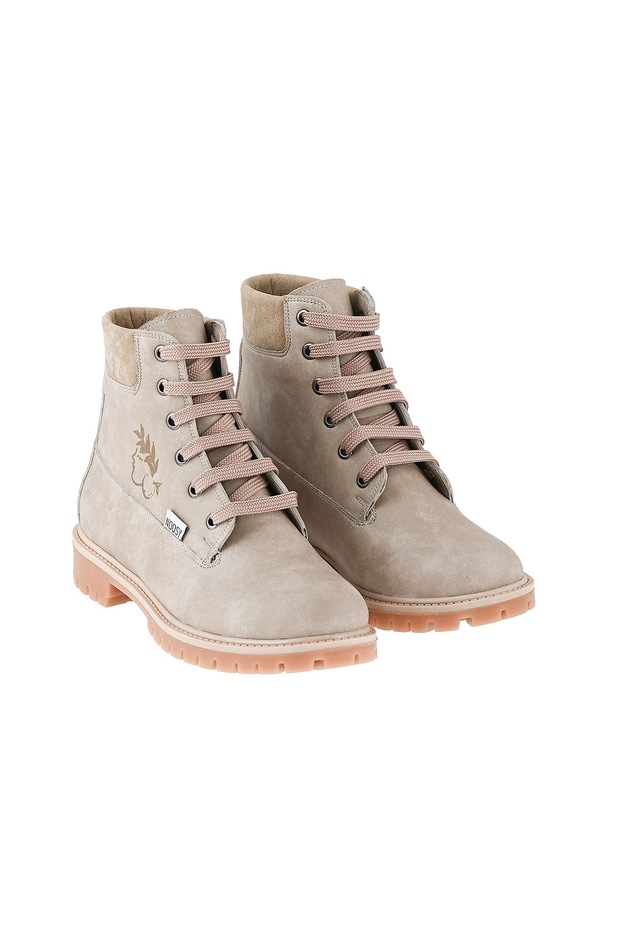 Renkli Kadın Bot - 2