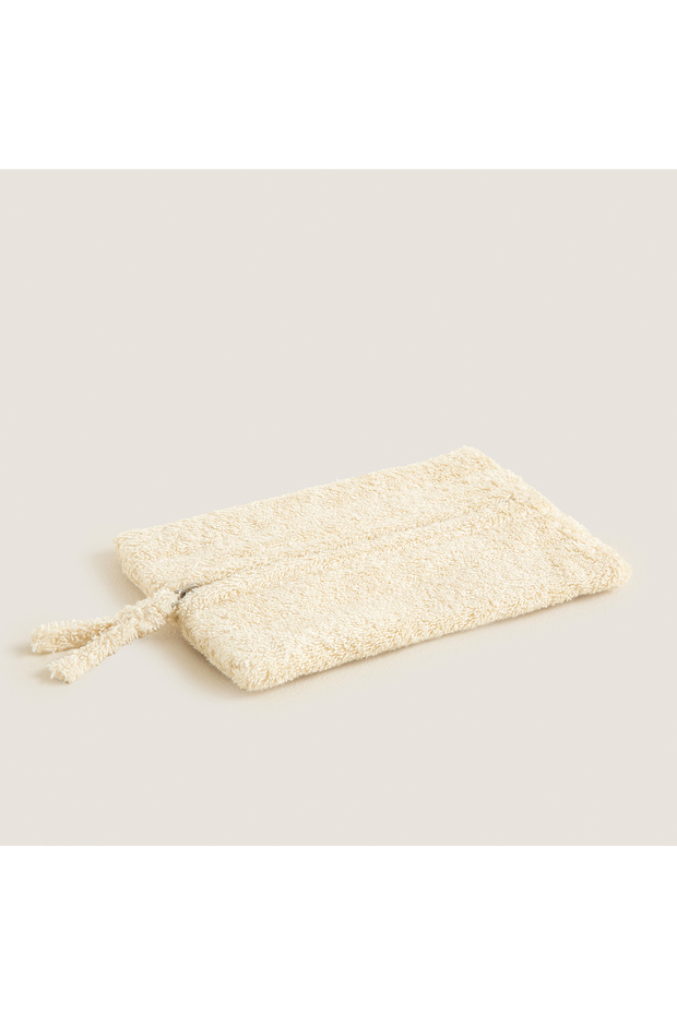 Cloid Cream Colored Rectangular Organizer Bag - 19X13 cm