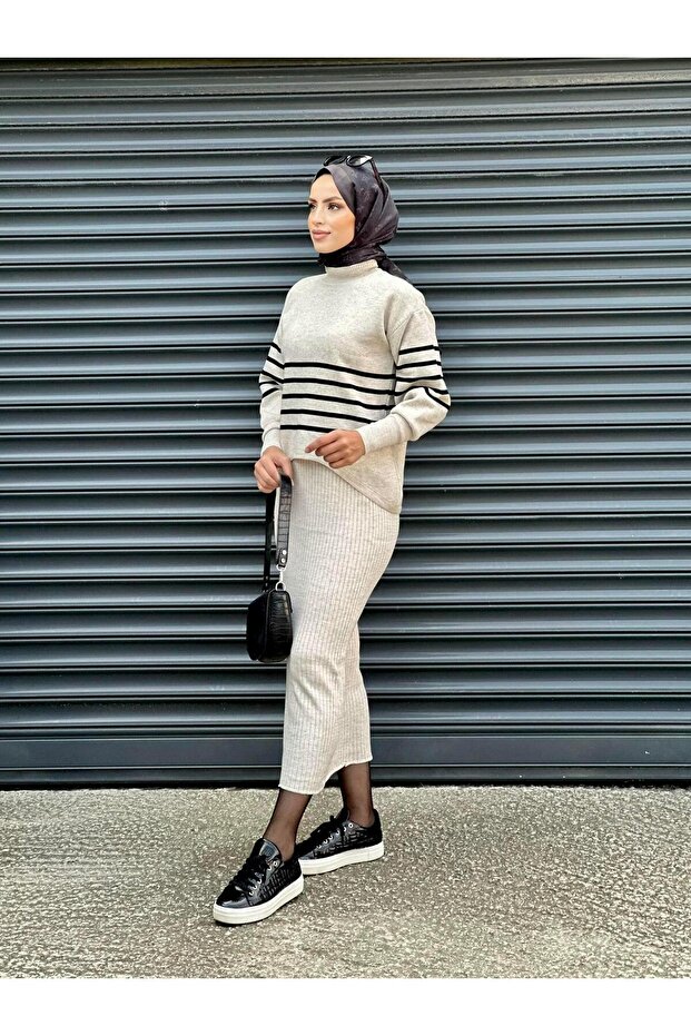 Knitwear Suit with Jile