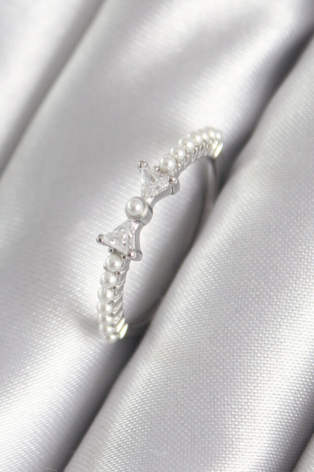 Ramia-Premium | Brass Silver Color Zircon Stone Ribbon Model Pearl Detail Women's Ring Tj-Byk3060 | Tg.