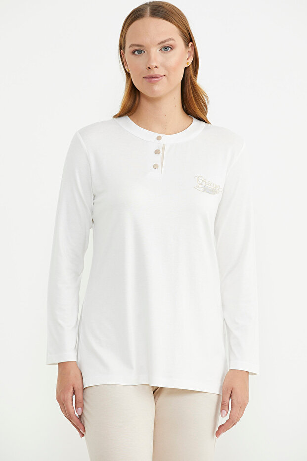 طقم بيجامة منقوشة باللون البيج - 6