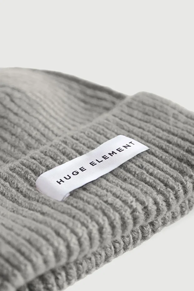 Huge Beanie - Gray - 2