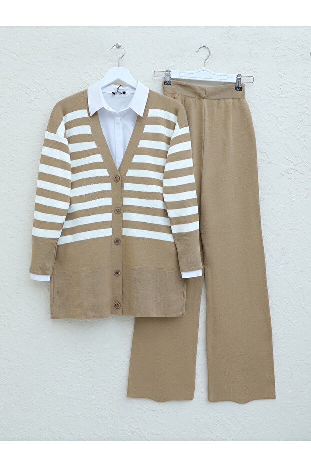 Striped Buttoned Knitwear Set -Tan
