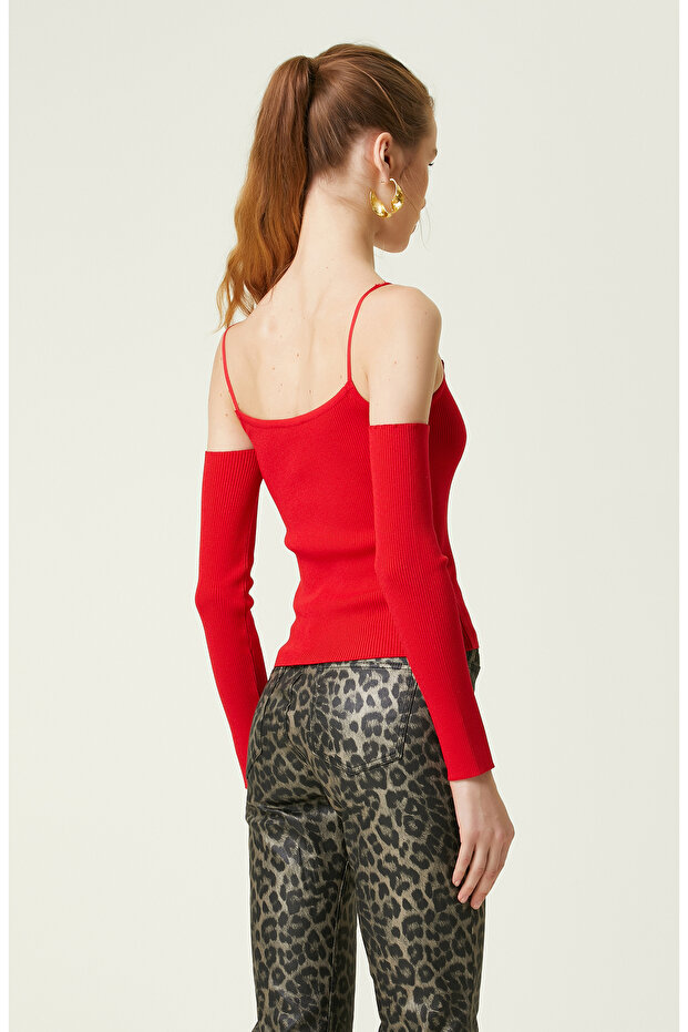 Kırmızı Kazak - 5