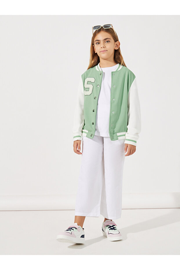 سترة جامعية بأكمام متباينة وطبعة حروف - 2