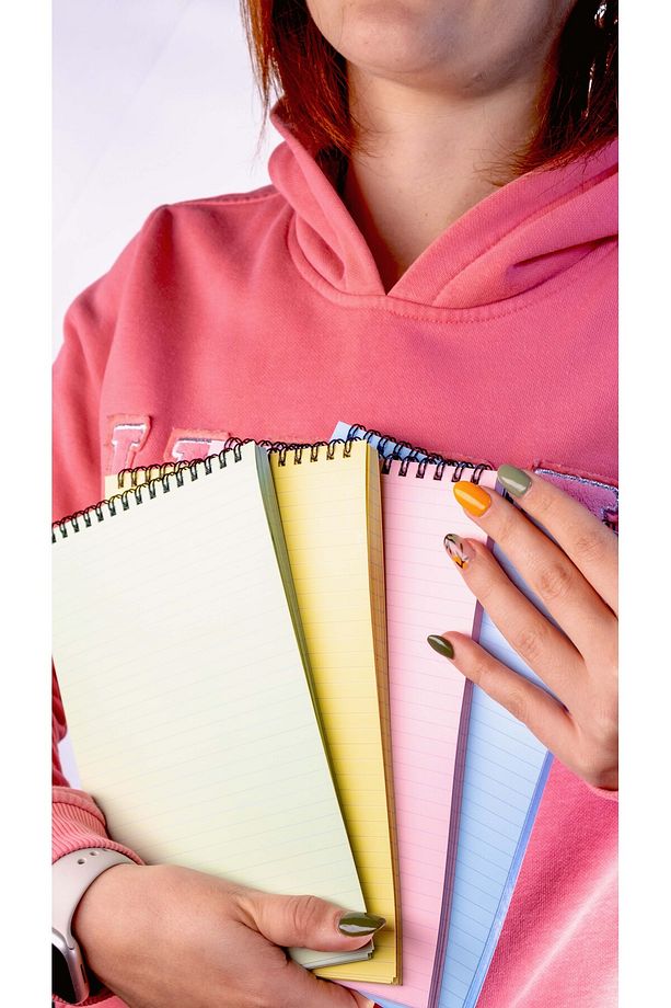 A5 Spiralli Okul Defteri 50 Yaprak 100 Sayfa 4'lü Set Çizgili Defter Bloknot Defter Renkli Defter - 3