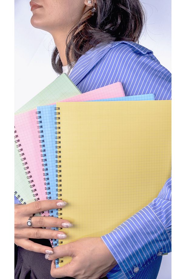 A4 Spiralli Okul Defteri 50 Yaprak 100 Sayfa 4'lü Set - Kareli Defter - Renkli Defter - 2