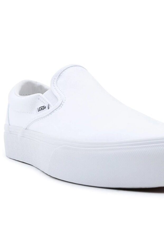 UA Classic Slip-On Platform - 6