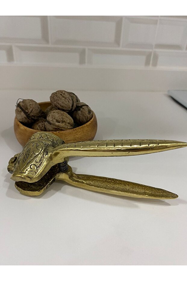 Copper casting walnut and hazelnut cracker - 4