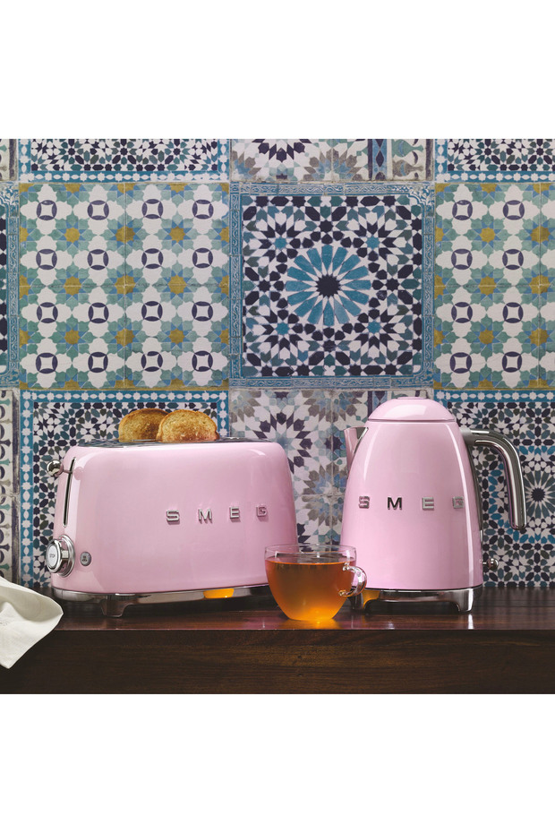 Pembe Kettle Ve 1x2 Ekmek Kızartma Makinesi Seti - 6