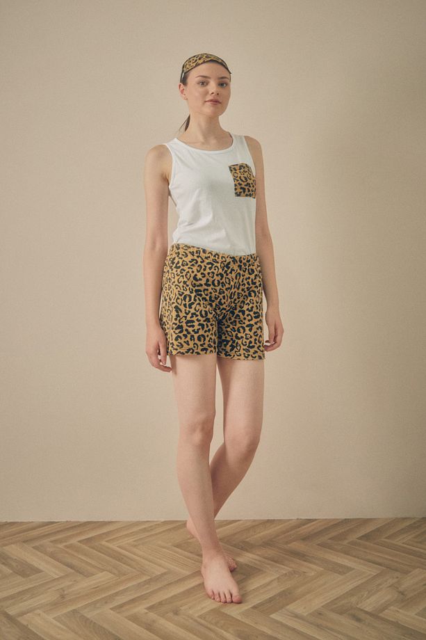 Leopar Desenli Şortlu Pijama Takımı - 2