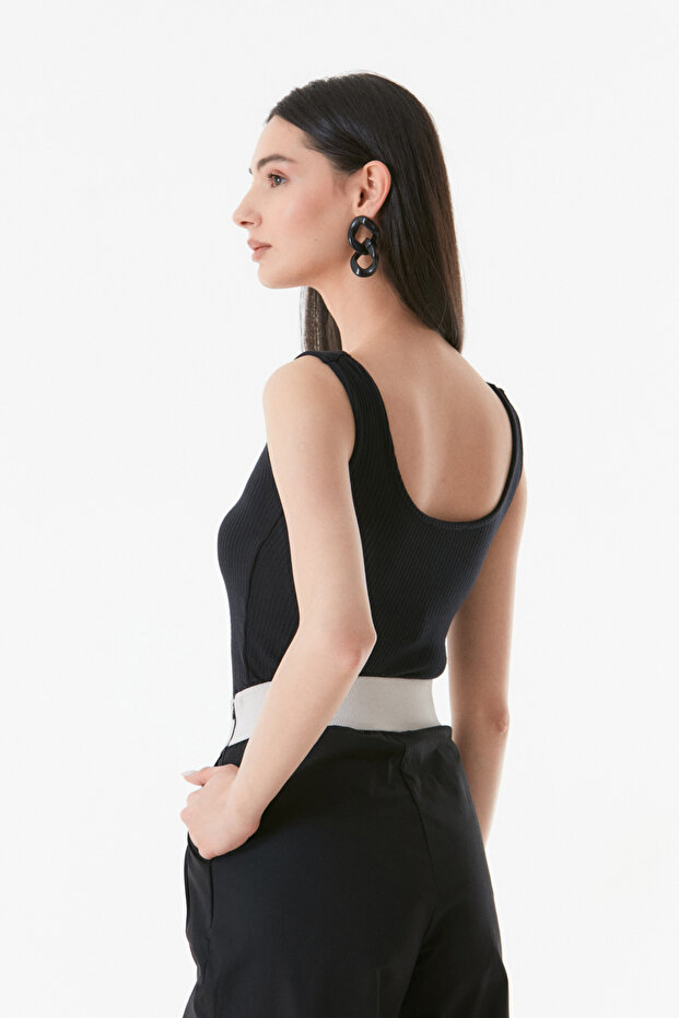 Basic Fitilli Kare Yaka Body - 3