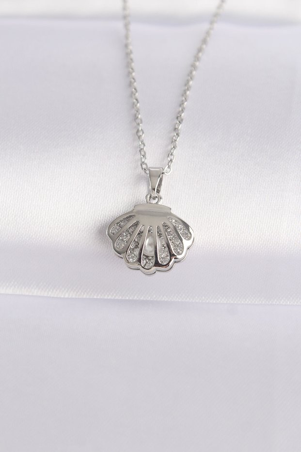 Silver Color Zircon Stone Pearl Oyster Pendant Necklace (316L Steel)