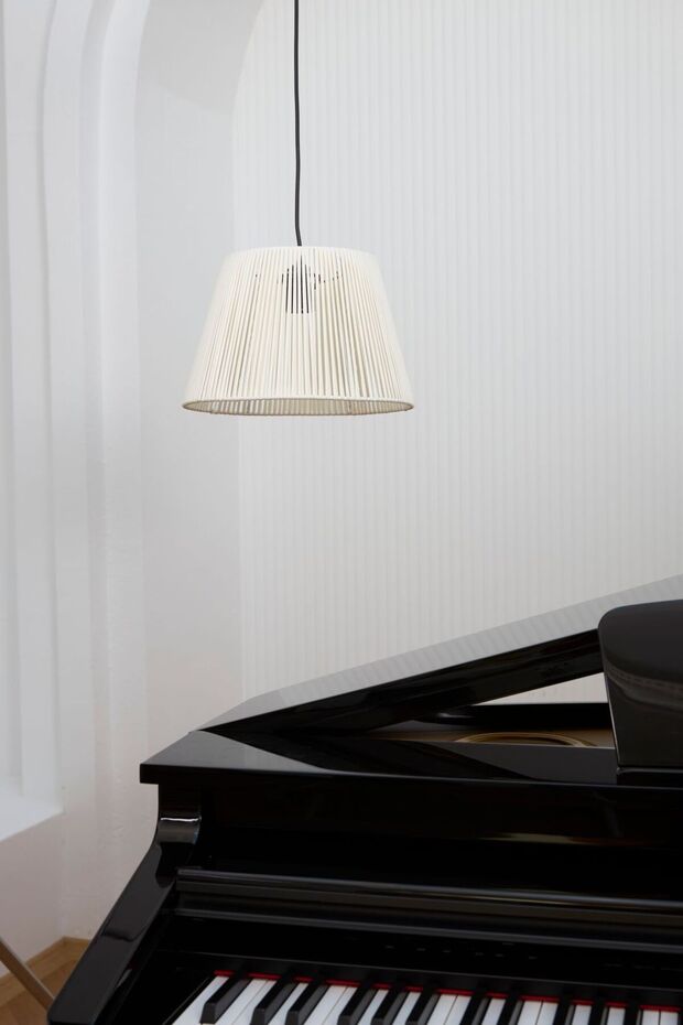 Modern Beyaz Deri Avize - 1