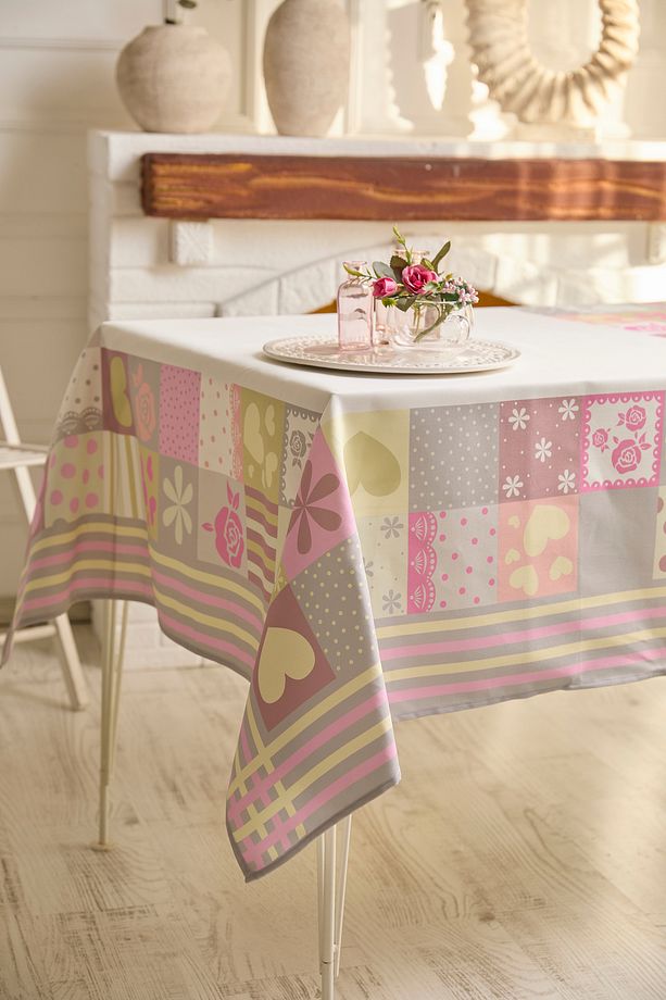Ays Home Soft Renkli Çiçekli Kare Masa Örtüsü - 1