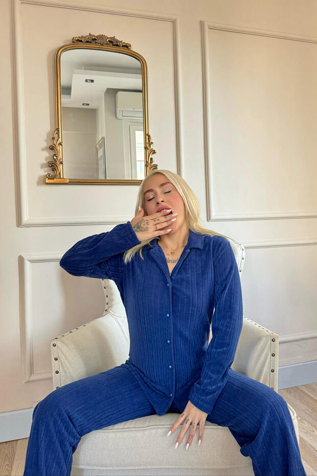 Navy Blue Plain Front Buttoned Plush Fleece Pajama Set - 2