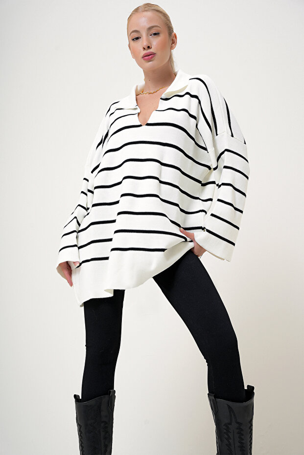 Women's White Polo Collar Striped Long Oversize Thick Knitwear Sweater Prm1080