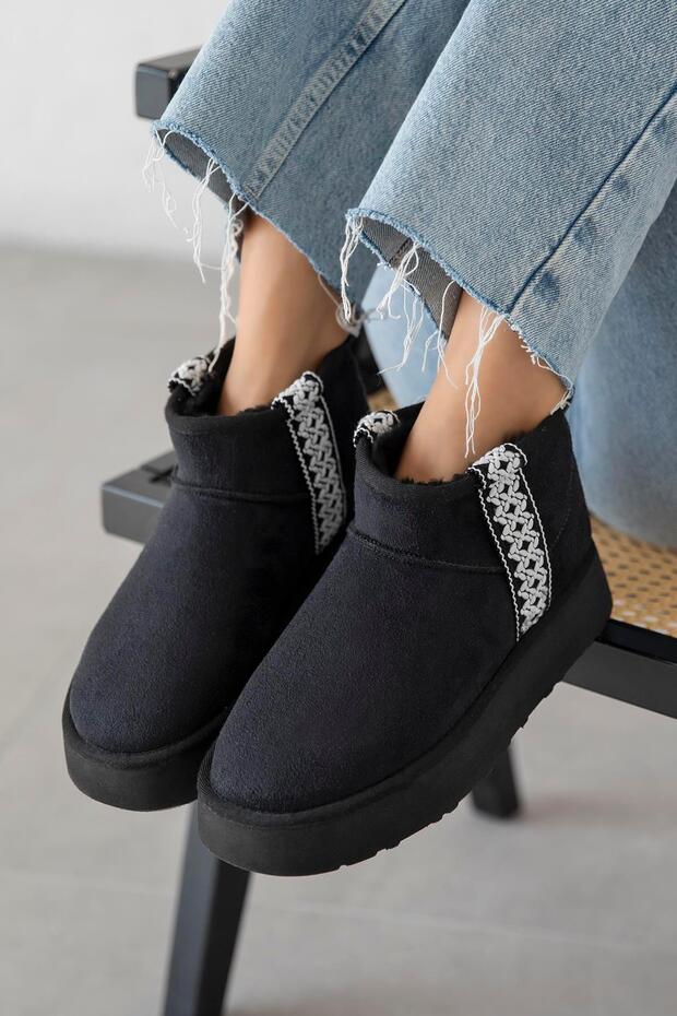 Rosso Women's Furry Thick Sole Suede Ankle Boots Black