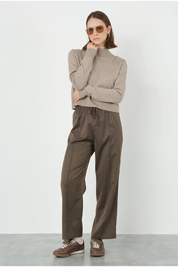 Walnut Shell Patterned Trousers with Stitching Detail - 5