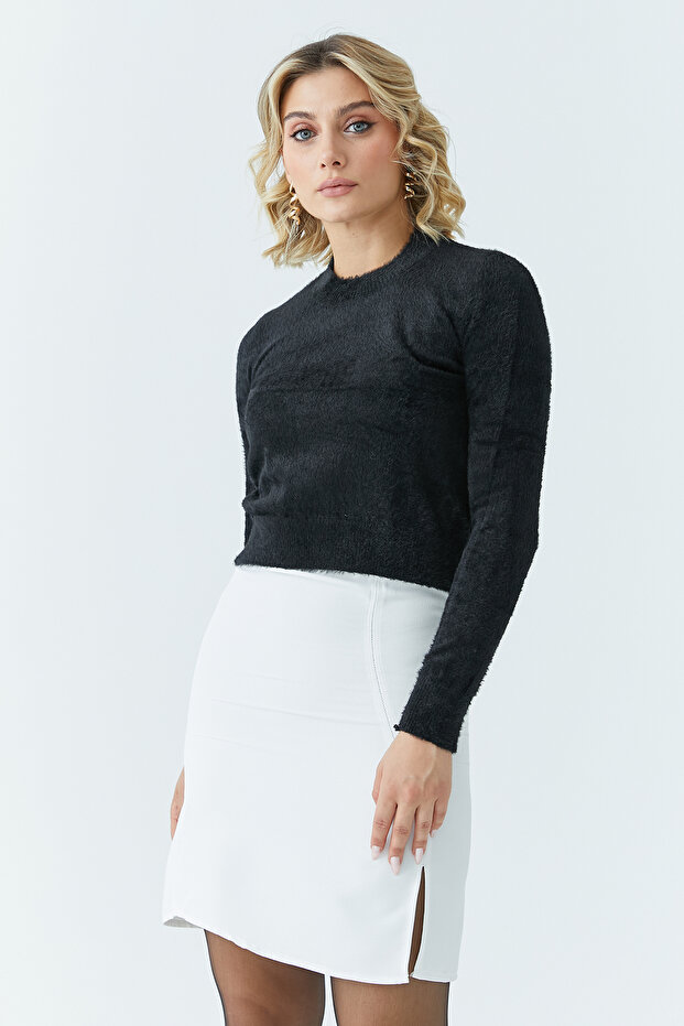 Beard Color Crop Women's Sweater - 5613