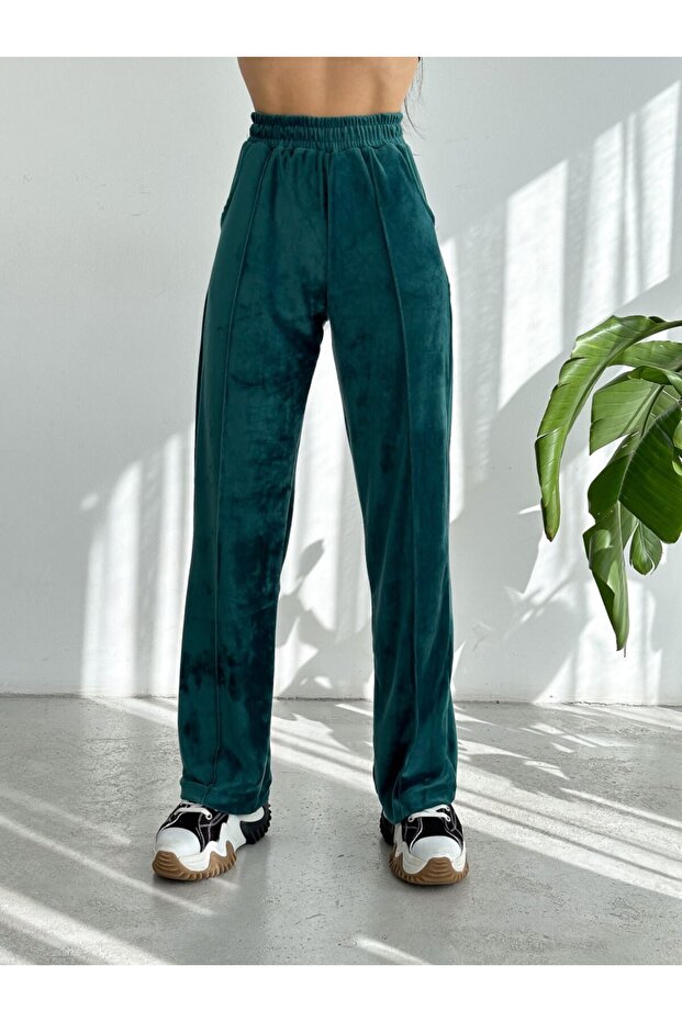 Women's Loose Wide Leg Velvet Sweatpants with Double Pockets