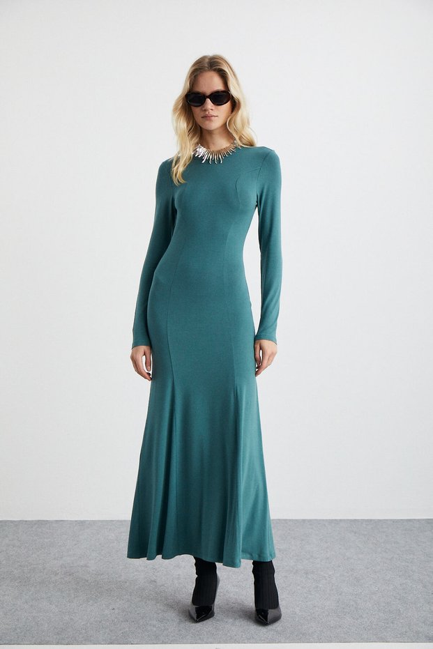 Nuvia Women's Viscose Stretch Fabric Fitted Waist Maxi Green Dress with Wide Flared Skirt