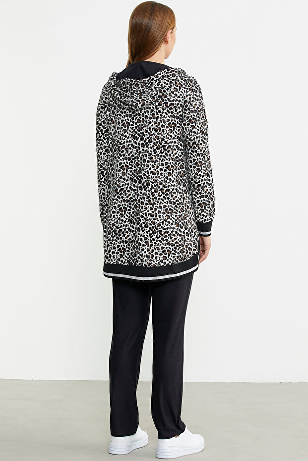 White Leopard Patterned Comfortable Set - 6