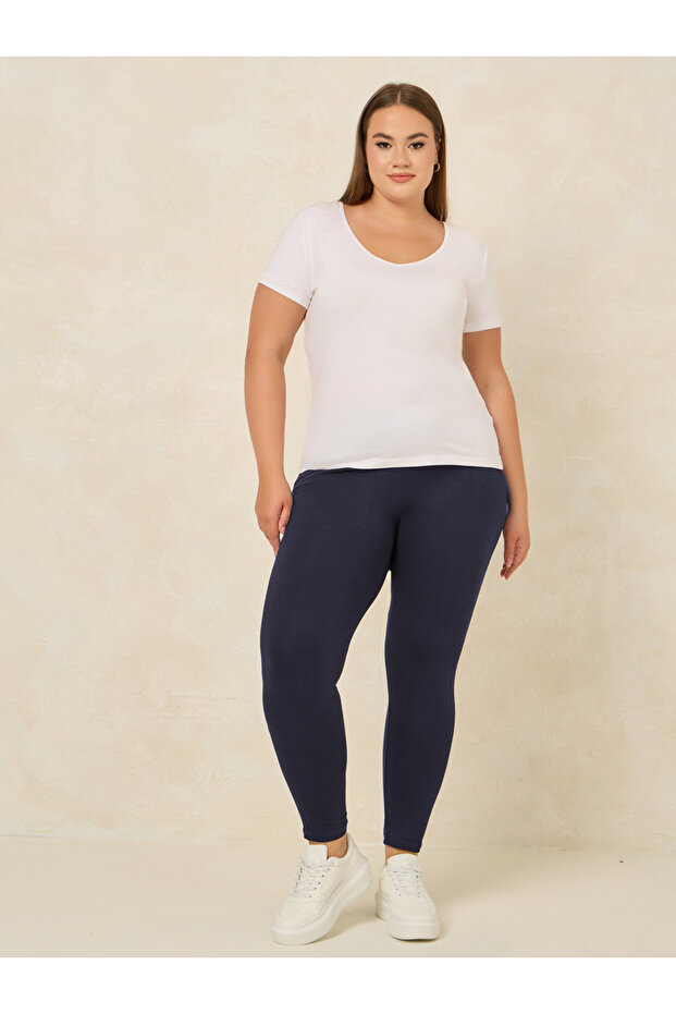 بنطلون ضيق بمقاسات كبيرة - 2