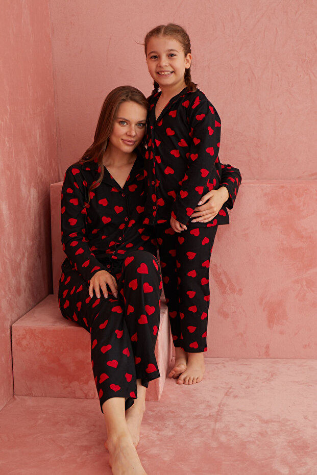 Siyah Kalp Desenli Önden Düğmeli Süet Pijama Takım - 1