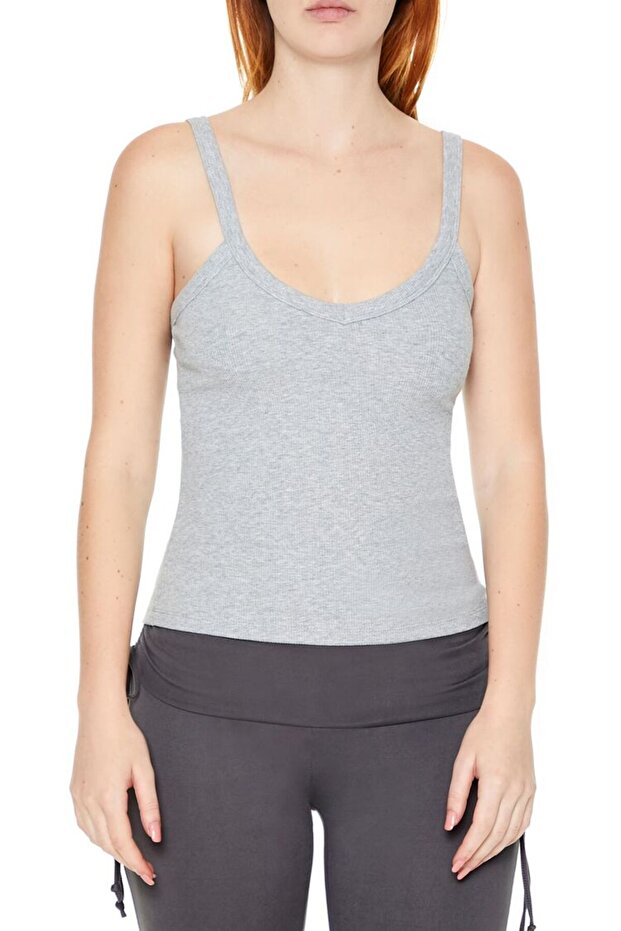 Dikişli V-Yaka Askılı Atlet - 2